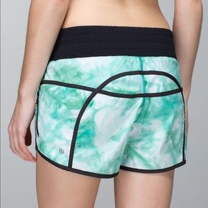 Lululemon Shorts Size 6